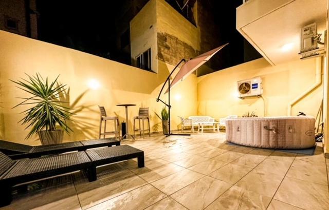 Sliema Jacuzzi Flat Lejlighed Eksteriør billede