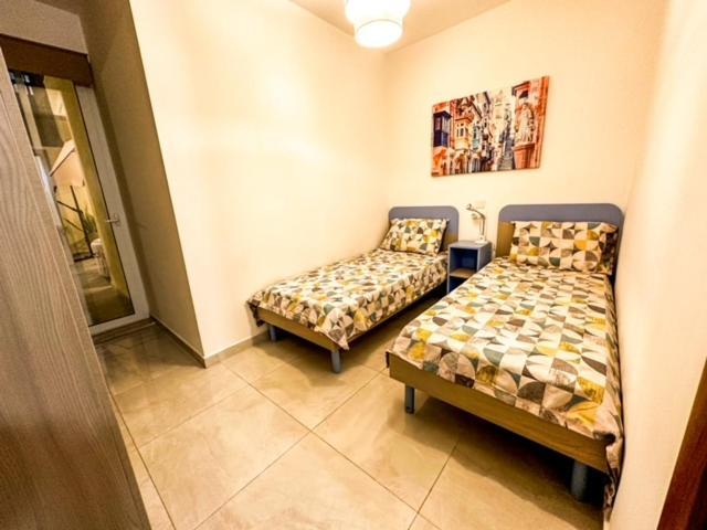 Sliema Jacuzzi Flat Lejlighed Eksteriør billede